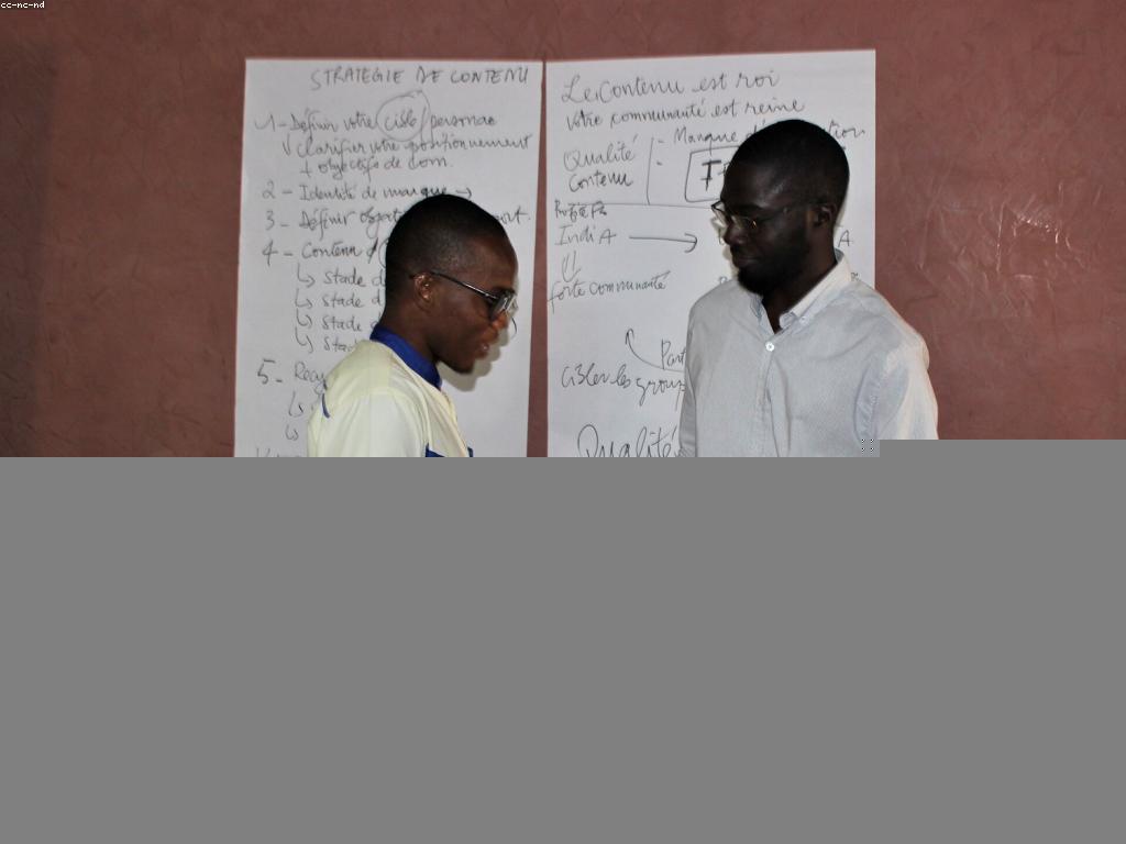 មគ្គុទេសក៍សម្រាប់អ្នកថ្មី៖ ការបង្កើតម៉ាកផ្ទាល់ខ្លួន